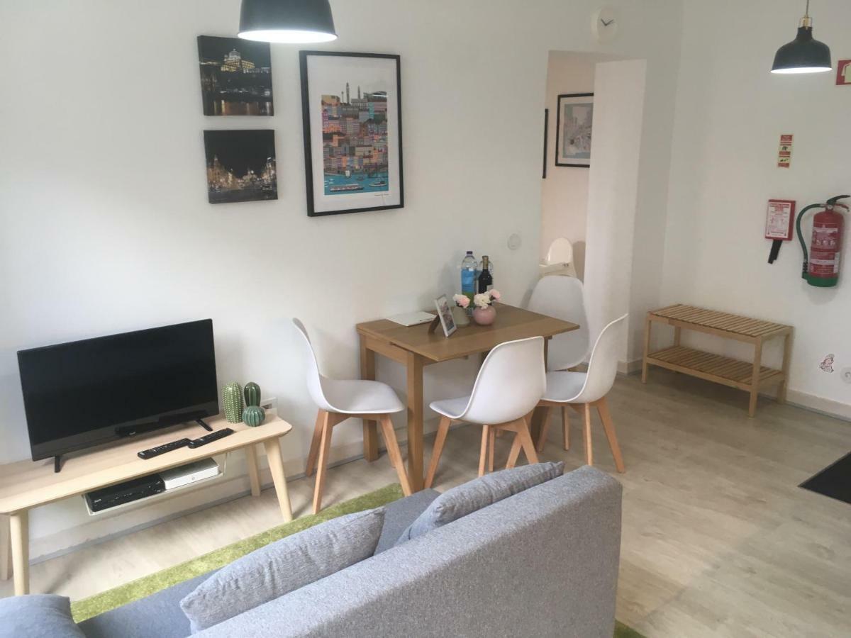 Porta De Sao Bento Apartment Порто Екстериор снимка